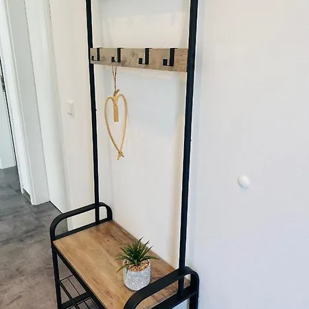 Gemuetliche Neubauwohnung 70qm Lägenhet Eichenzell