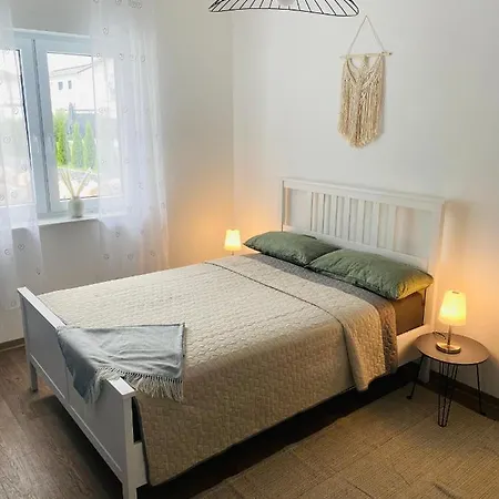 Gemuetliche Neubauwohnung 70qm Apartment