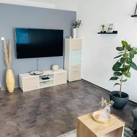 Apartment Gemuetliche Neubauwohnung 70qm